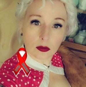 Meet your Posher, Leanne